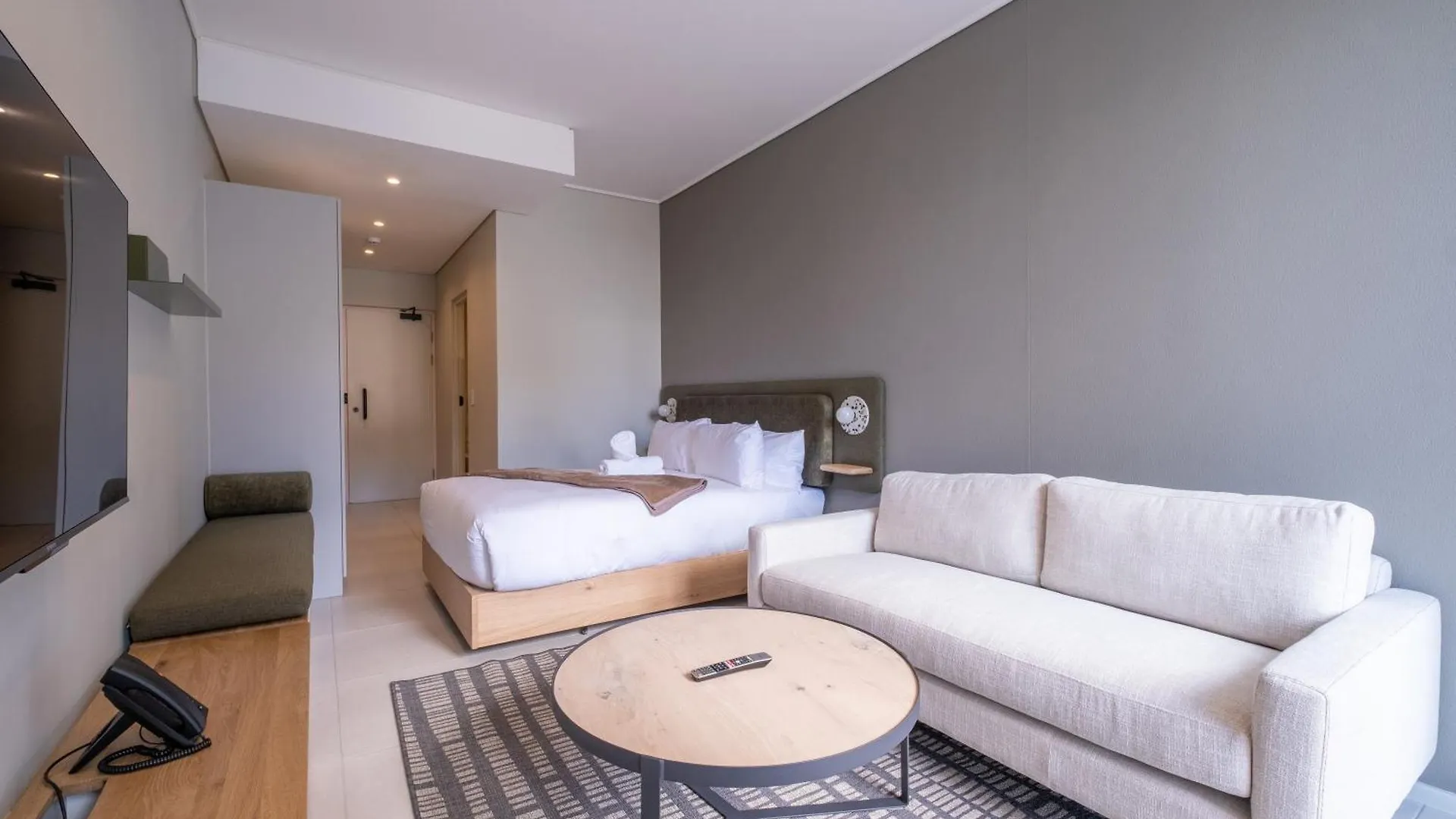 The Rose 409: Modern City Studio With Rooftop Pool Città del Capo
