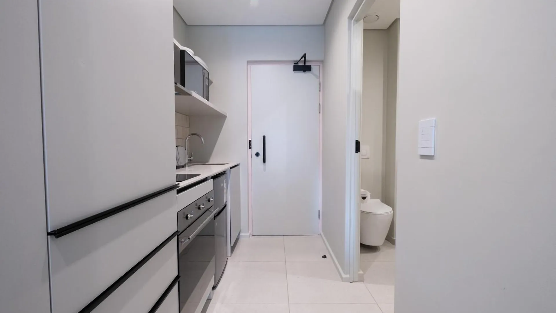 Appartamento The Rose 409: Modern City Studio With Rooftop Pool Città del Capo Sudafrica